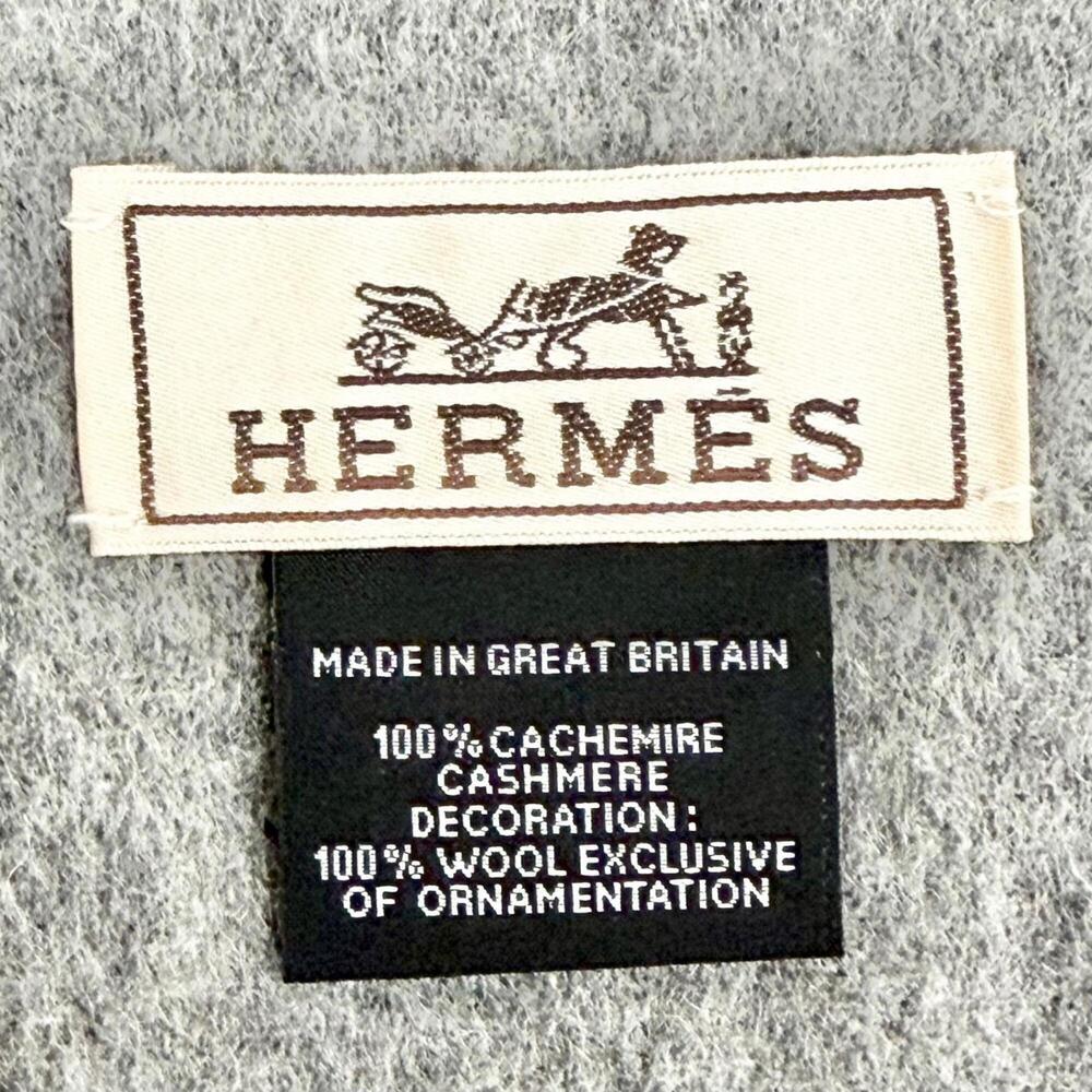HERMES Gray Scarf - Picture 8 of 9